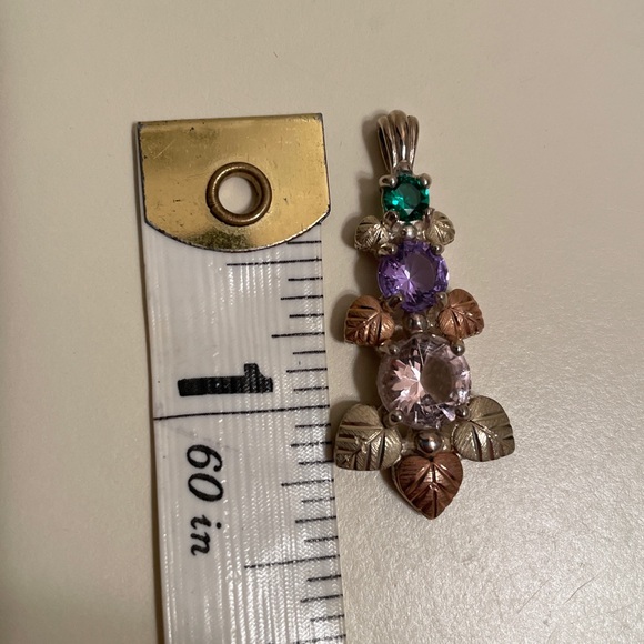 Coleman Co. Black Hills Gold Pendant - Picture 5 of 6